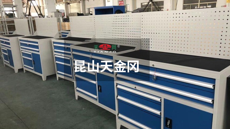 移動工具柜3