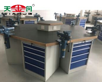 六工位鉗工臺(tái)